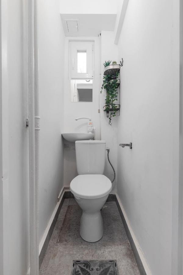 Eclectic 3 Bedroom Calea Victoriei By Urbanesq דירה בוקרשט
